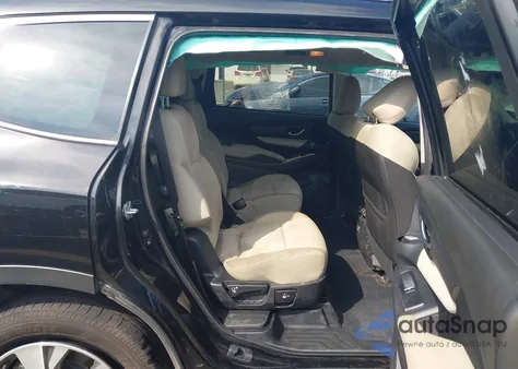 2021 Subaru Ascent Premium из США, поврежденный, VIN 4S4WMAFD0M3437558